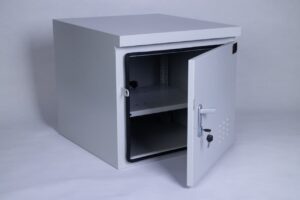 نحوه قرار گیری سینی در رک اوتدور