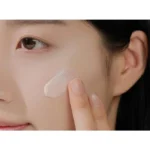 خری و قیمت کرم ضد آفتاب ضد لک و روشن کننده تون آپ سنتلا اسکین CENTELLA TONE BRIGHTENING TONE-UP SUNSCREEN SPF50 حجم 50 میلی لیتر